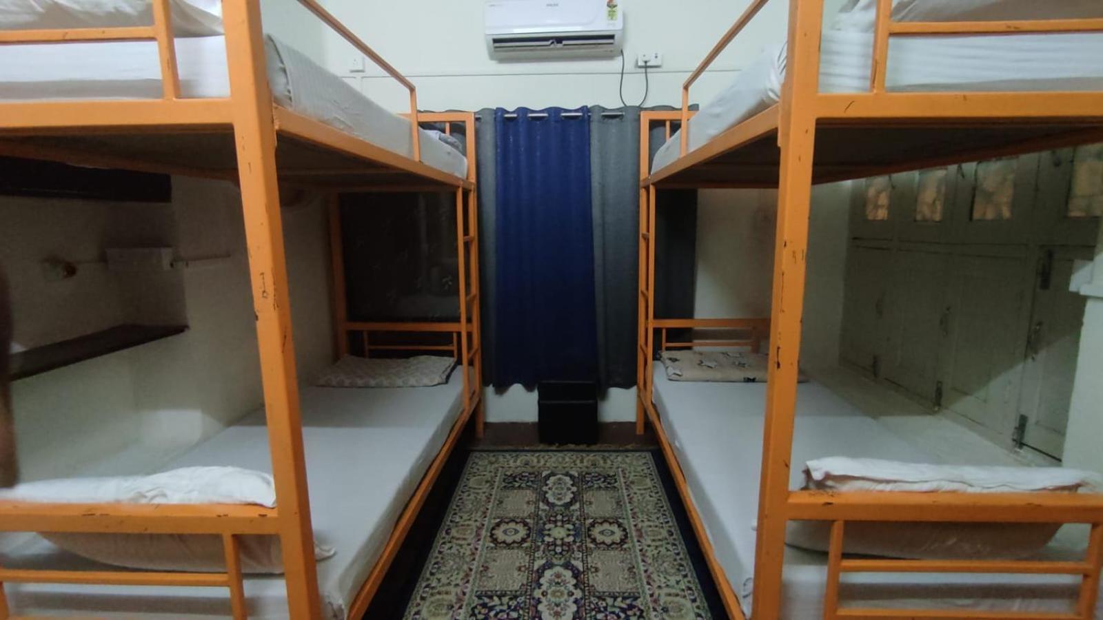 ורנאסי Inka Kashi Hostel מראה חיצוני תמונה